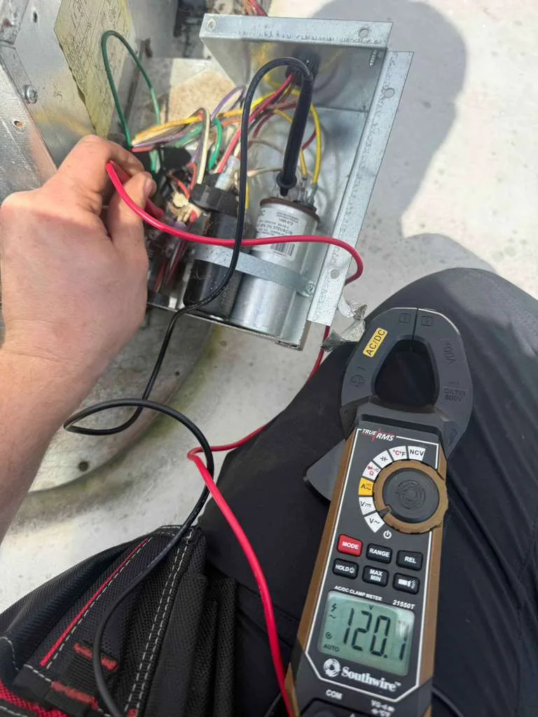 RV AC unit maintenance and troubleshooting