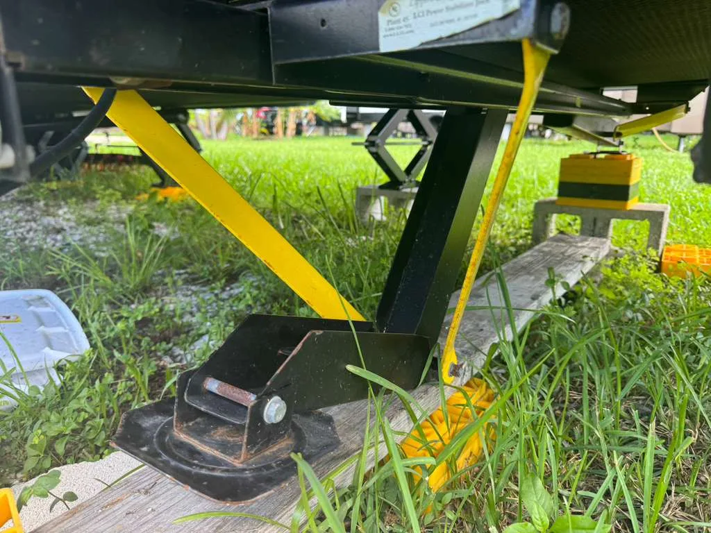 RV leveling jack and hydraulic system repair